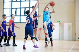 英媒：曼联准备以3000万英镑的价格出售霍伊伦