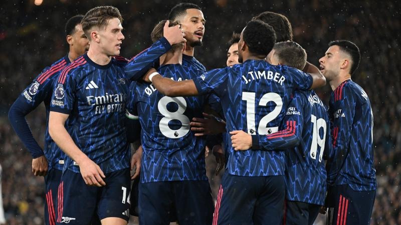 西雅图水手队终结 21 年季后赛荒，凭借卡利（Cal Raleigh）的再见轰杀入十月赛场