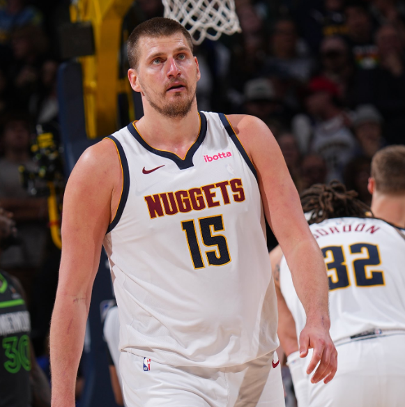 表现平平 表现平平