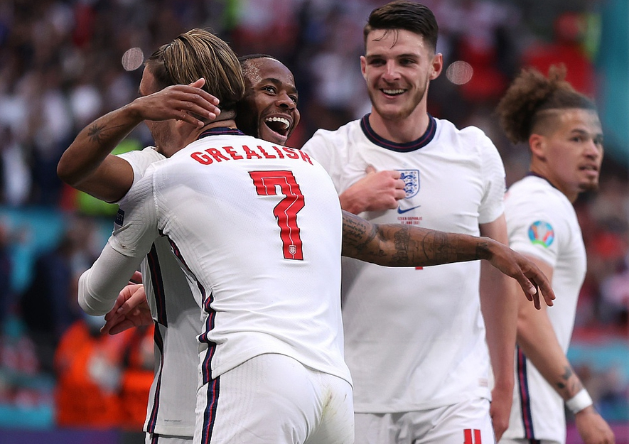 更是团队合 更是团队合